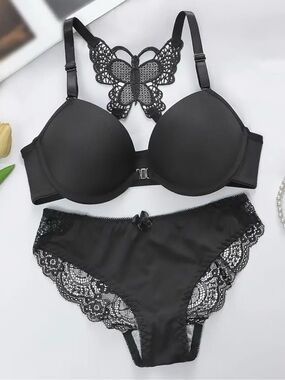 Black Lace Butterfly Back Push-Up Bra & Panty Set